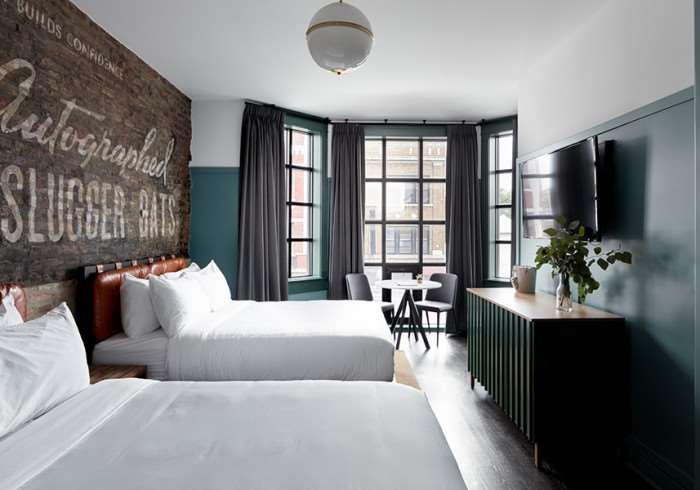 The Chicago Hotel Collection Wrigleyville Room photo
